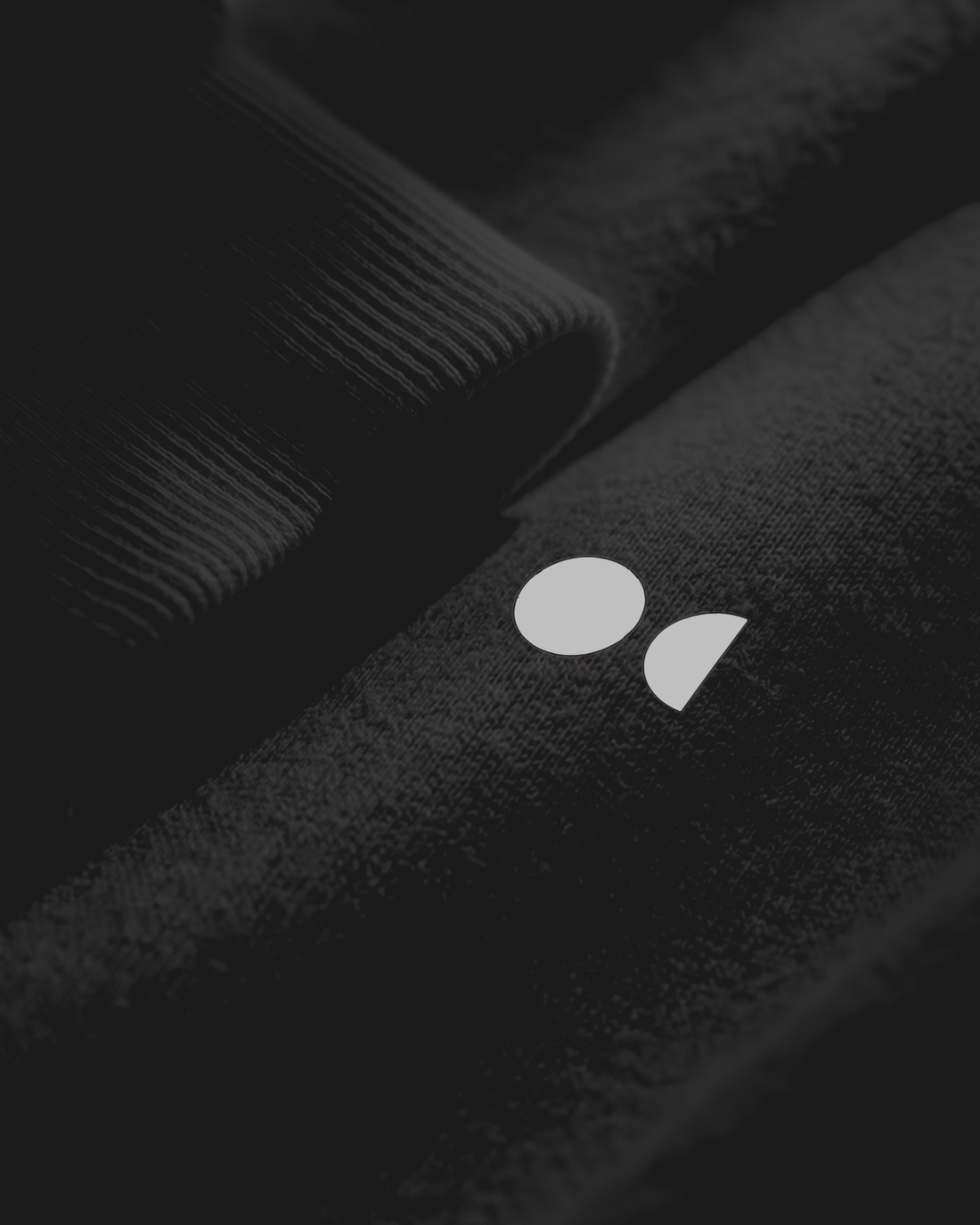 PLUSH BLACK 7