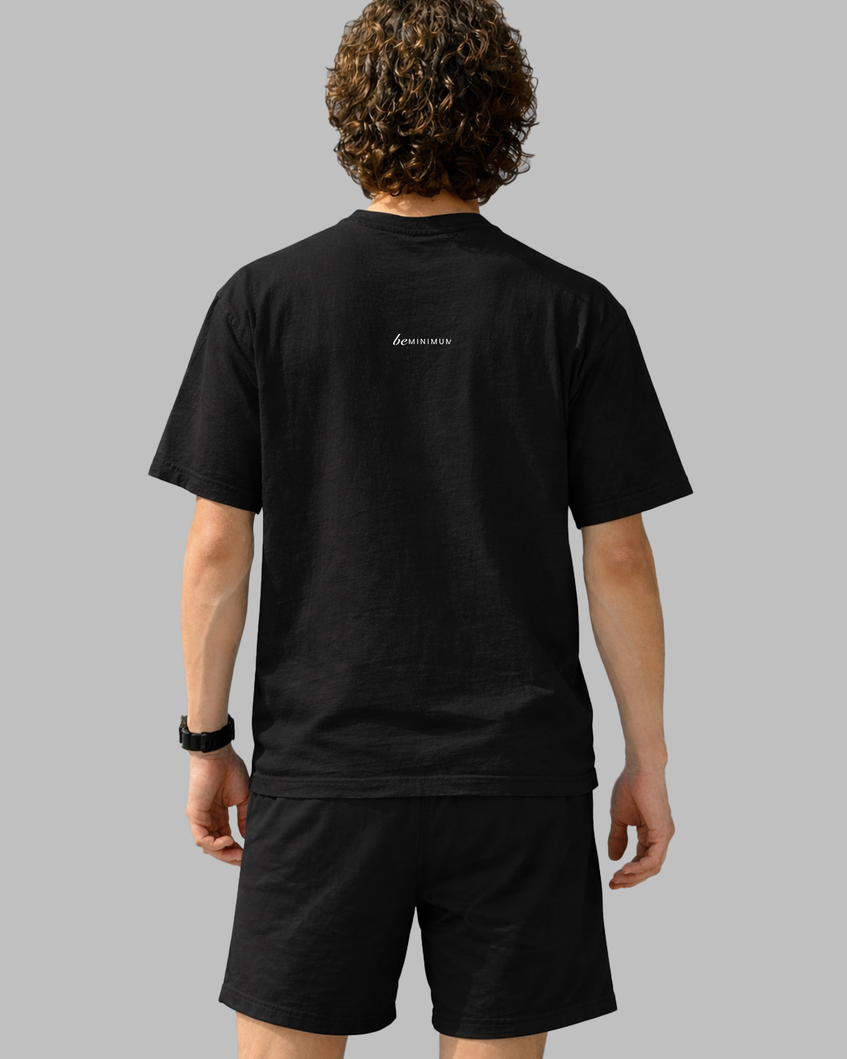 EASE NOIR